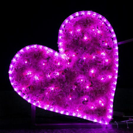 5.5' 2D LED Hearts - Red and Pink Twinkle Valentine's Display