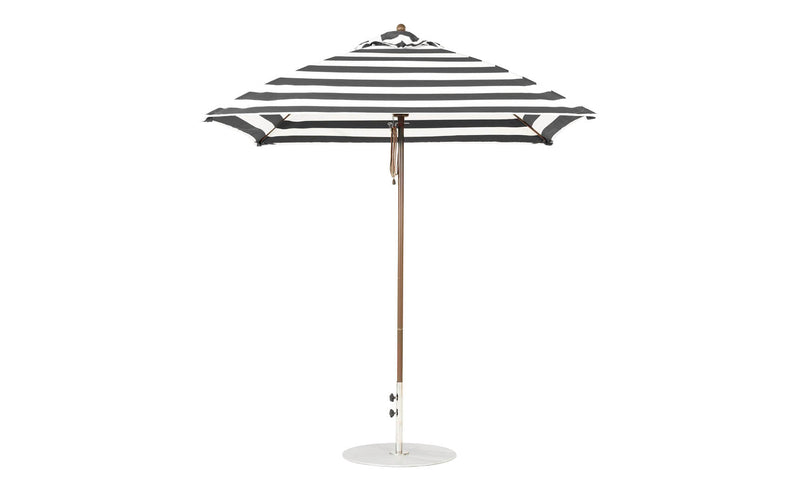 Ledge Lounger 7.5' Square Pulley Essential Fiberglass Umbrella