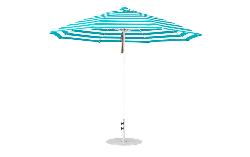 Ledge Lounger 11' Octagon Pulley Essential Fiberglass Umbrella