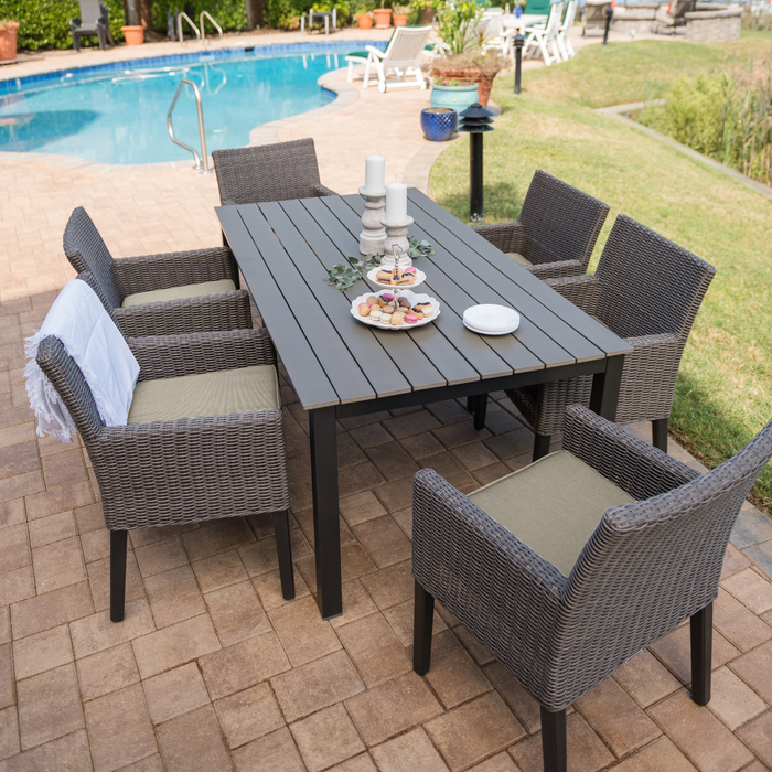 Bretange 7-Piece Ratan Wicker Dining Set