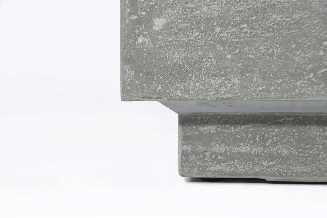 Elementi Manhattan Fire Table