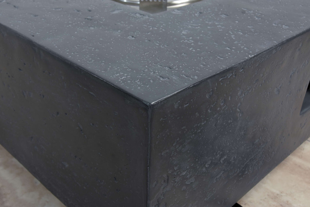 Elementi Manhattan Fire Table