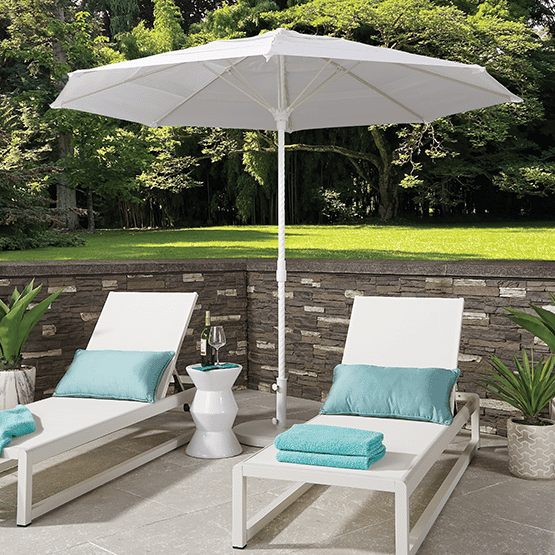 Current Luxury Helux™ Manual Market Umbrella
