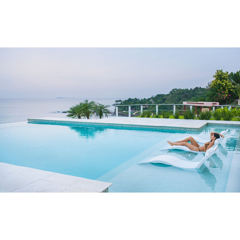 Ledge Lounger Deep Signature Chaise