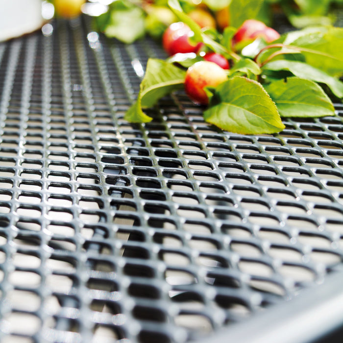 42-inch Round Mesh Top Table