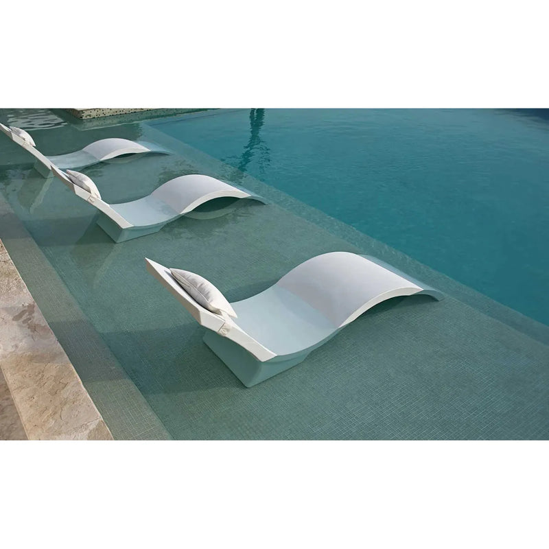 Ledge Lounger Deep Signature Chaise