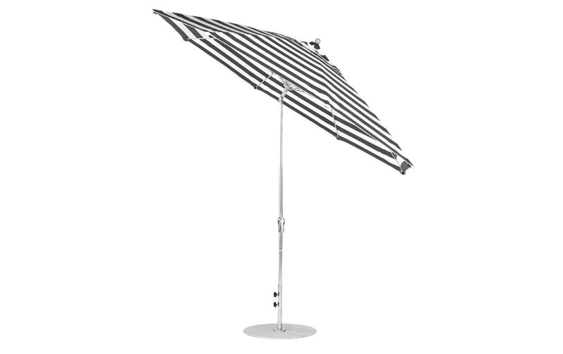 Ledge Lounger 11' Octagon Crank Auto Tilt Essential Fiberglass Umbrella