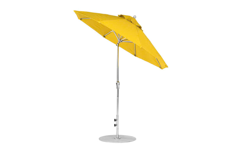 Ledge Lounger 7.5' Octagon Crank Auto Tilt Essential Fiberglass Umbrella