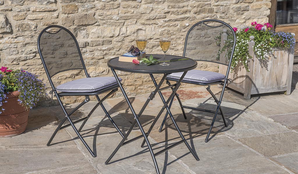 Cafe Napoli Wrought Iron 3-Piece Bistro Set