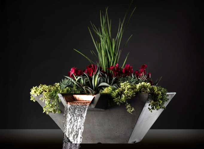 Slick Rock Concrete Cascade Square Planter and Water Bowl